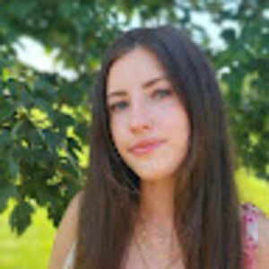 Meet your Posher, Ava